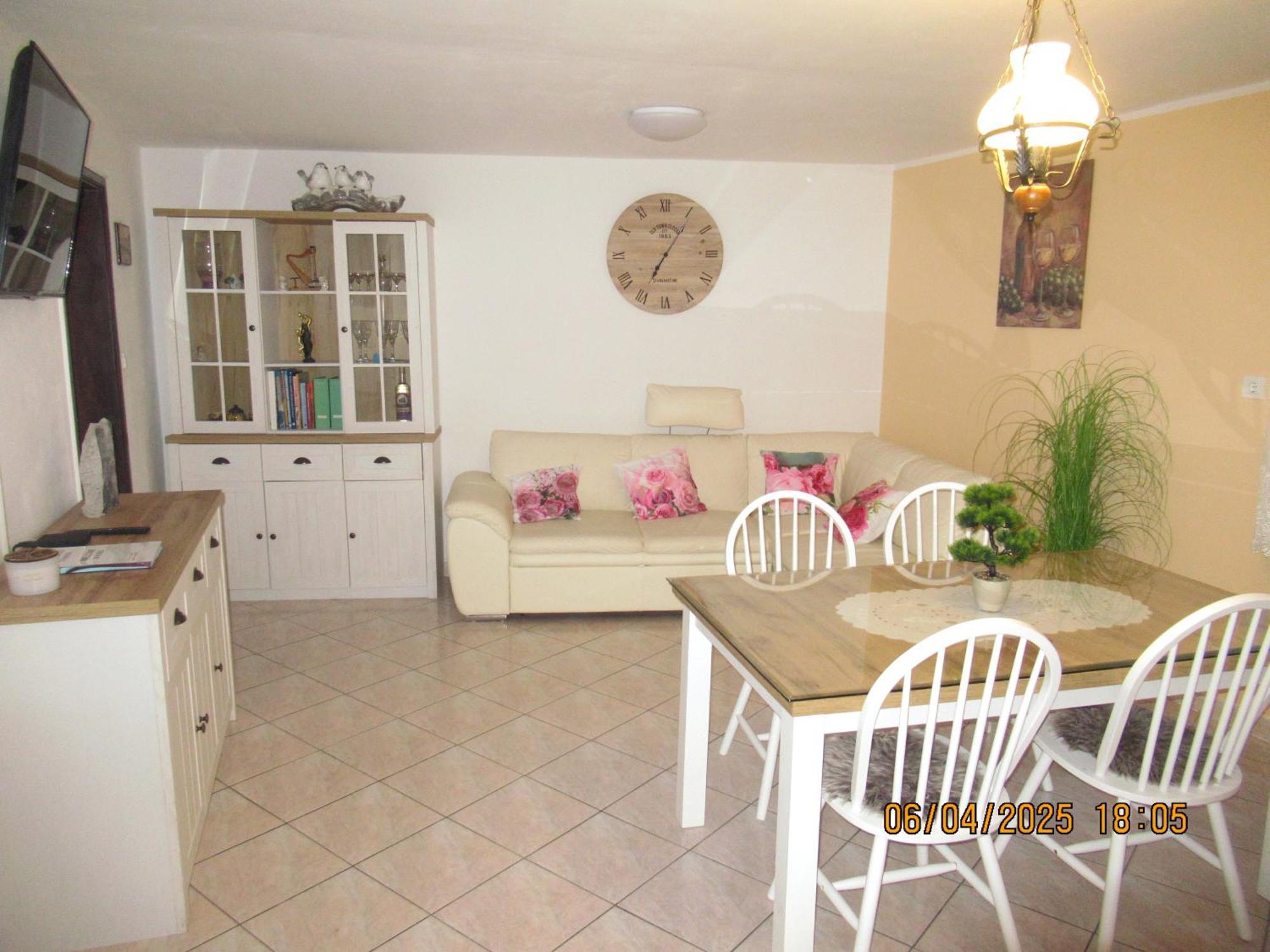 Apartma Qbed Gracisce Luaran gambar